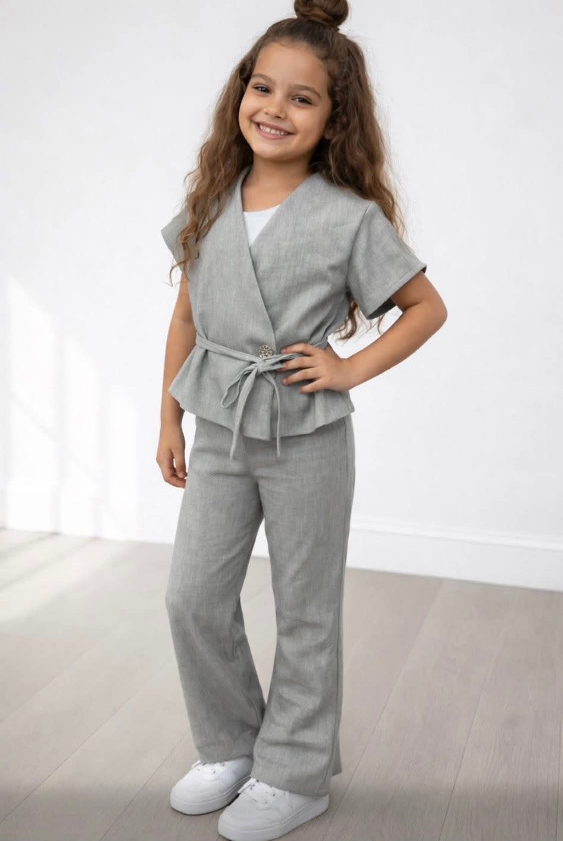 Ensemble gris